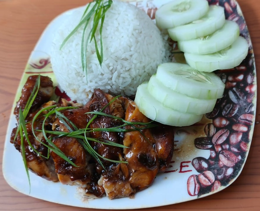 PINISI ROAST CHICKEN
